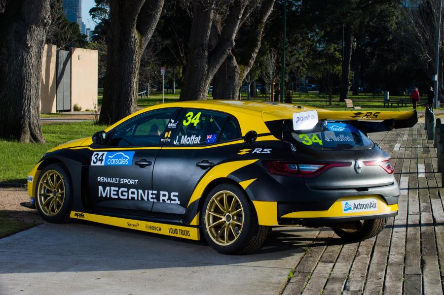  Renault Megane R.S. TCR 2019 года  (фото 2 из 3)